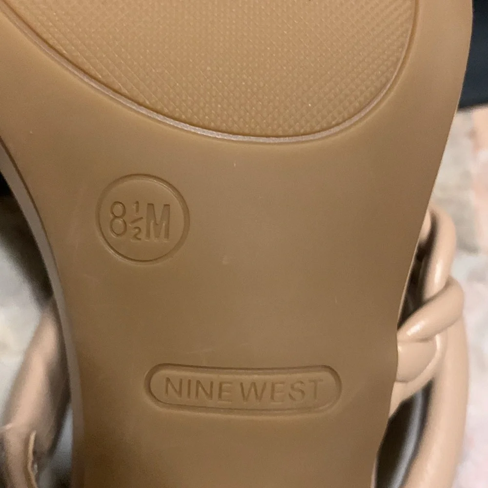 Nine West Women's Tan Sandals, Size 8.5. New W/O Box